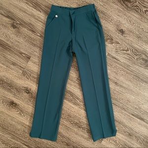 Figs keroka pants NWT
